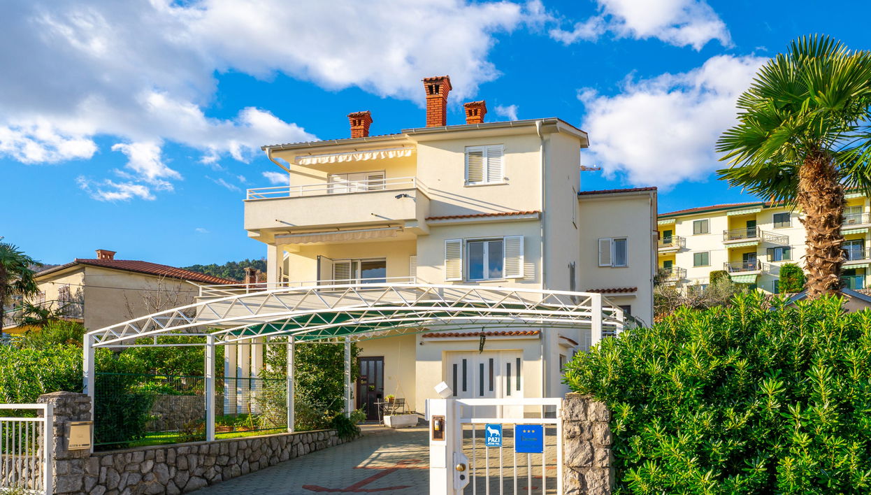 Appartamento con 2 camere da letto a Lovran con giardino e terrazza - Foto 1