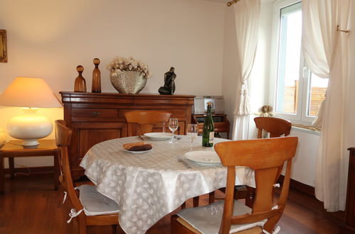 Photo 3 - 1 bedroom House in Guilvinec with garden and sea view