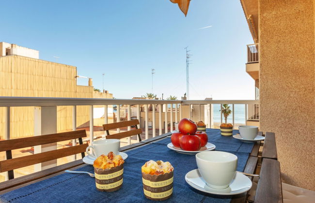 Apartamento de 2 quartos em Alcanar com terraço - Foto 1