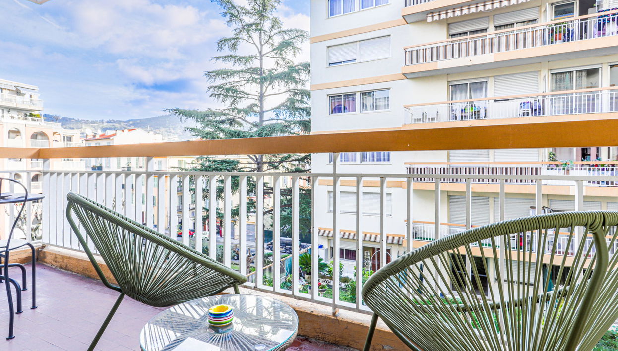 Appartamento con 1 camera da letto a Nizza con terrazza - Foto 1