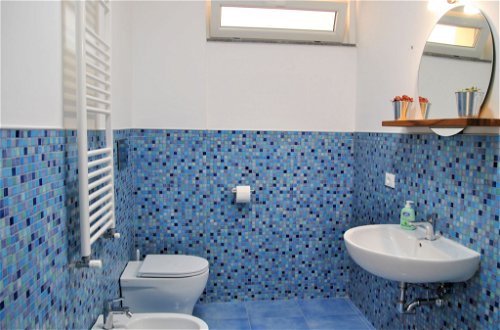 Photo 12 - 2 bedroom Apartment in Formia with garden and sea view