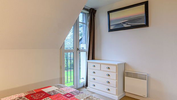 3 bedroom Apartment in Baden with swimming pool and garden - Photo 4