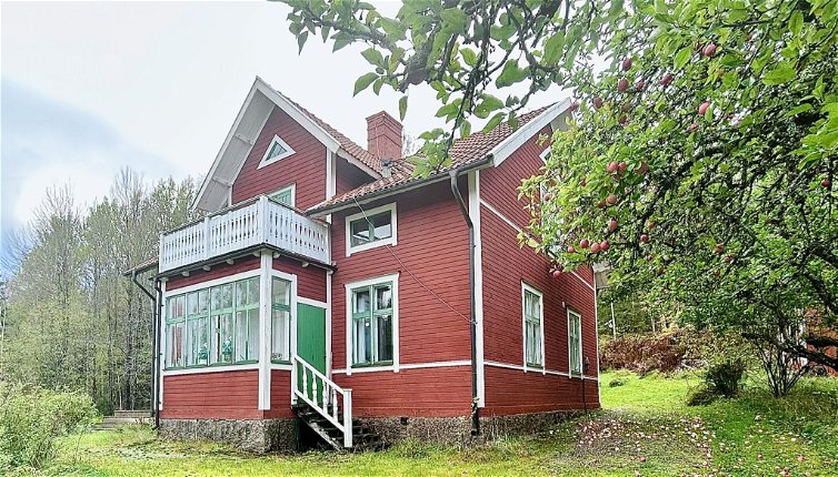 Foto 1 - Casa de 1 quarto em Skinnskatteberg com jardim e terraço