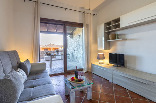 Foto 6 - Apartamento de 1 quarto em Golfo Aranci com jardim e terraço