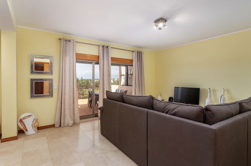 Photo 8 - 3 bedroom Apartment in Loulé with swimming pool and sea view