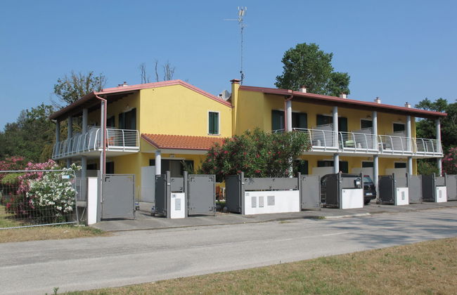 3 bedroom House in Comacchio with garden and terrace - Photo 2