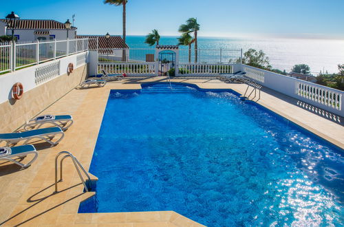 Photo 3 - Appartement de 2 chambres à Torrox avec piscine et terrasse