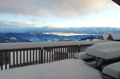 Foto 33 - Casa de 4 quartos em Bad Sankt Leonhard im Lavanttal com terraço e vista para a montanha