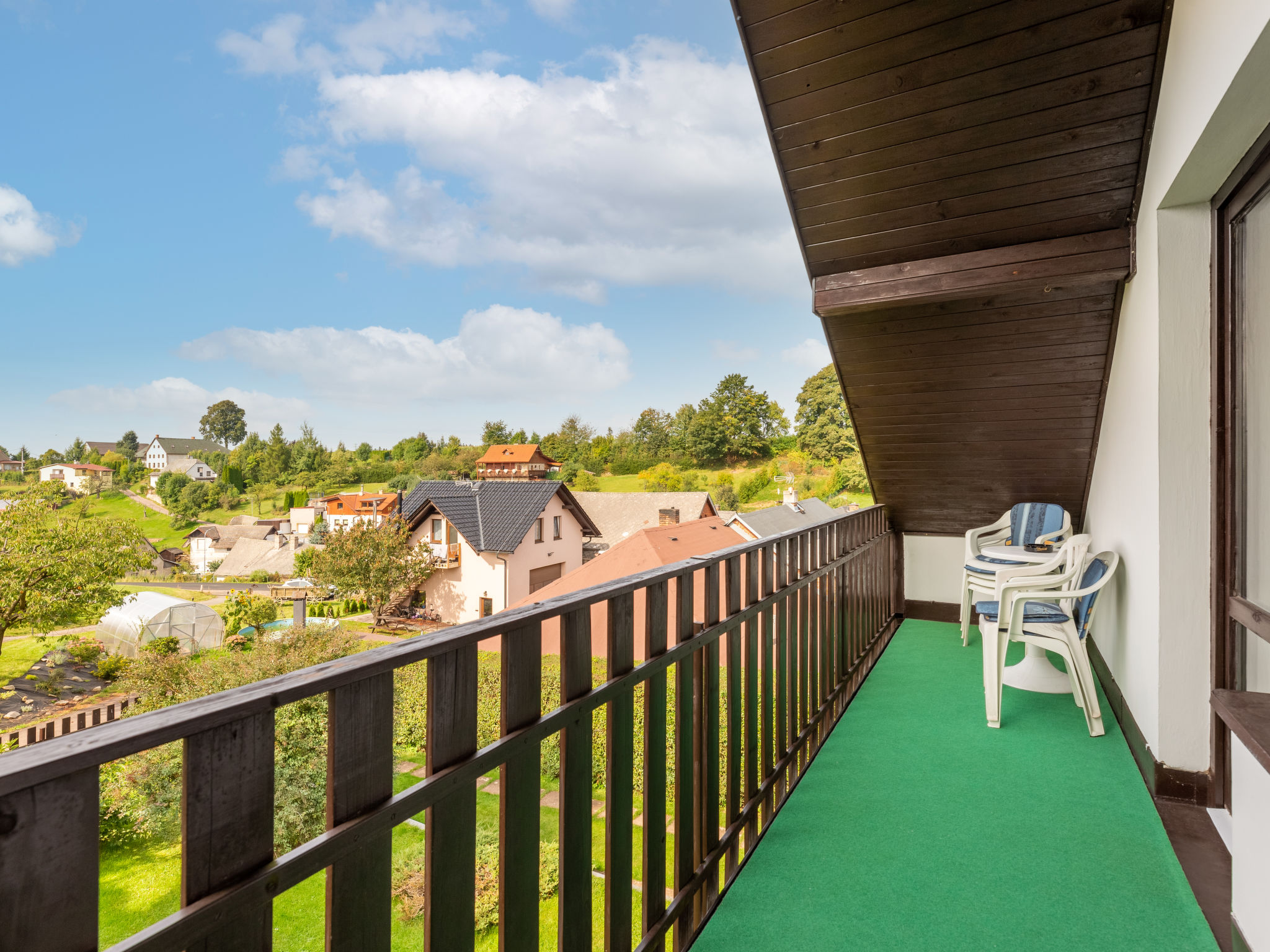 Photo 12 - Maison de 3 chambres à Červený Kostelec avec piscine et terrasse