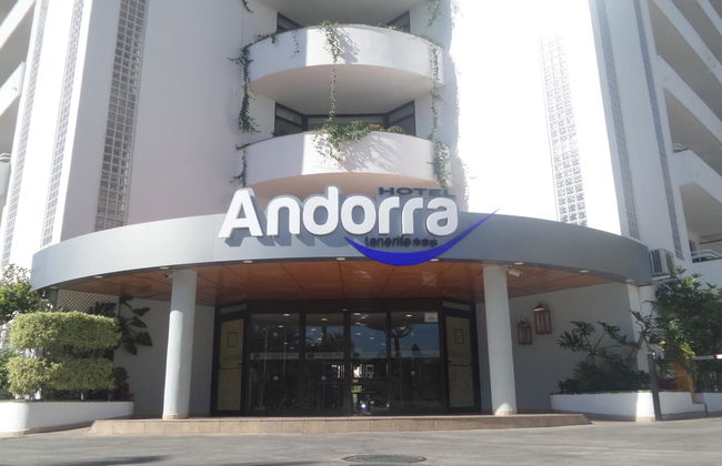 Andorra Aparthotel - Photo 2