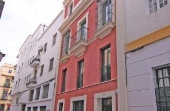 Photo 2 - Apartamentos Living Sevilla Centro Maestranza