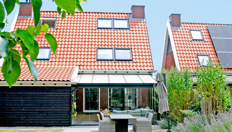 Photo 1 - 4 bedroom House in Colijnsplaat with garden and terrace