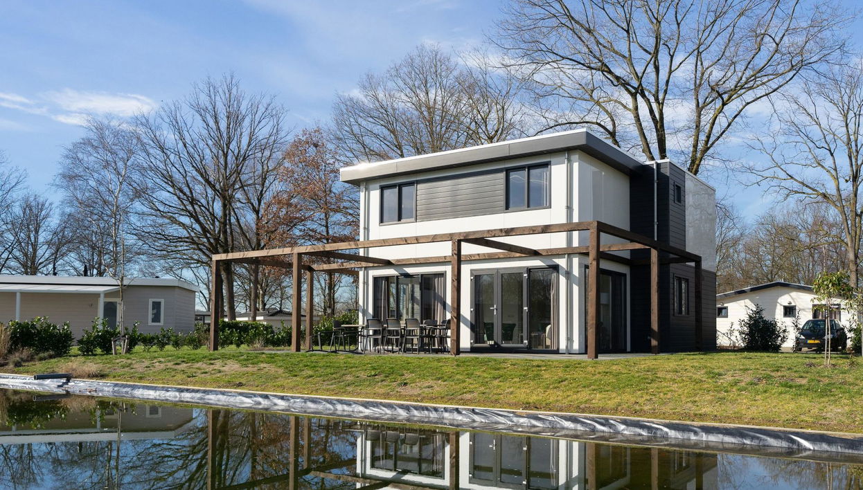 Casa de 6 quartos em Susteren com piscina e terraço - Foto 1