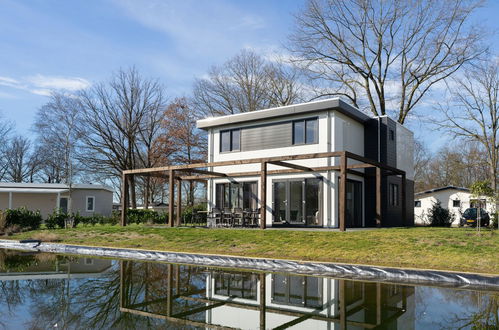 Foto 1 - Casa con 5 camere da letto a Susteren con piscina e terrazza