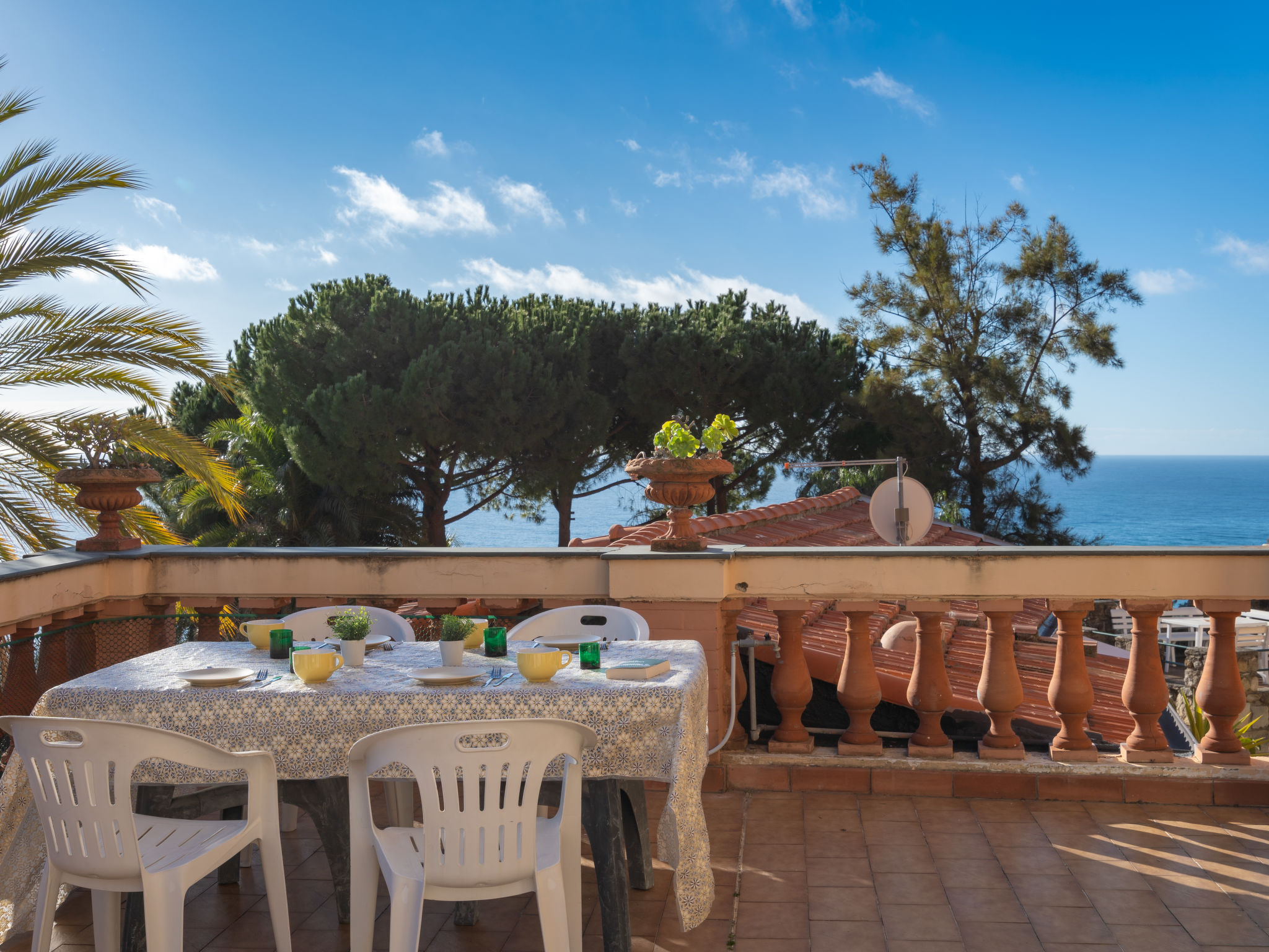 Photo 12 - Appartement en Vintimille avec piscine et vues à la mer