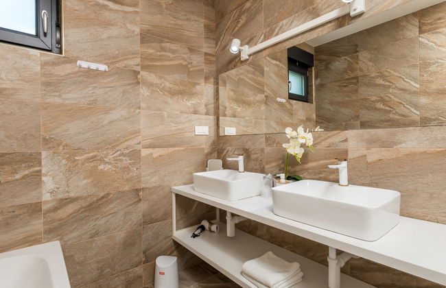 Casa de 4 quartos em Lopar com piscina privada e jardim - Foto 40