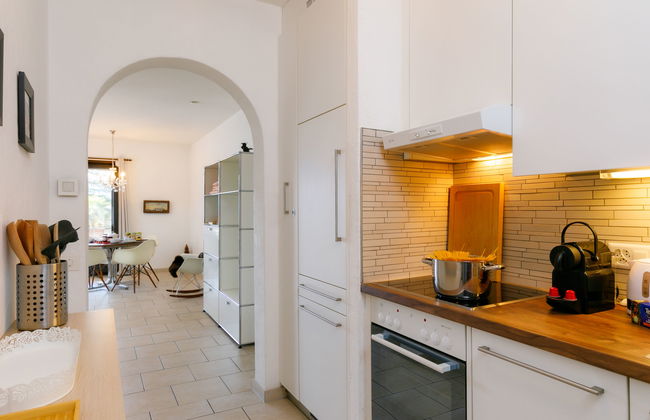 Apartamento de 2 quartos em Gambarogno com piscina e jardim - Foto 3