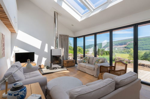 Photo 1 - Maison de campagne de 3 chambres à Inverness avec jardin et vues sur la montagne
