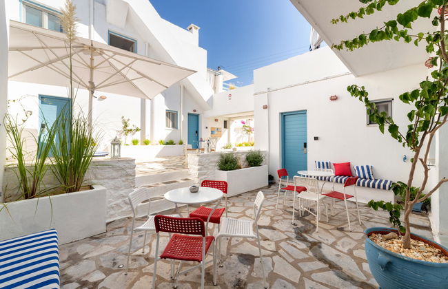 Fivos Apartments - Photo 3