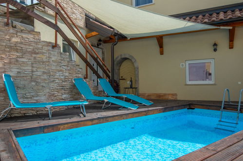 Foto 20 - Casa de 4 quartos em Matulji com piscina privada e terraço