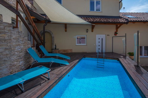 Foto 33 - Casa de 4 quartos em Matulji com piscina privada e terraço