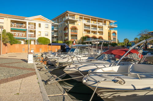 Foto 3 - Apartamento de 1 habitación en Fréjus con terraza y vistas al mar