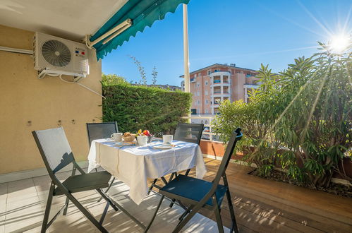 Photo 16 - 1 bedroom Apartment in Fréjus with terrace and sea view