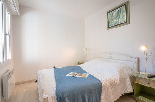 Foto 5 - Appartamento con 1 camera da letto a Fréjus con terrazza