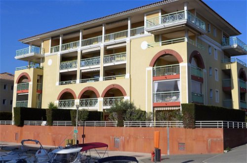 Photo 21 - 1 bedroom Apartment in Fréjus with terrace and sea view