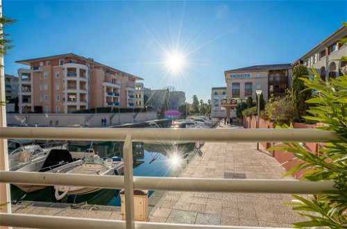 Foto 17 - Apartamento de 1 habitación en Fréjus con terraza y vistas al mar