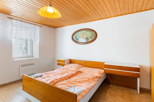 Foto 4 - Casa con 7 camere da letto a Dolní Bukovsko con piscina privata e giardino