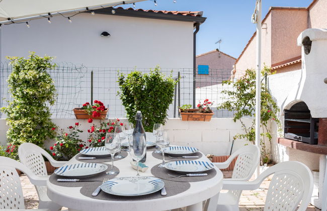 Casa de 4 quartos em Sainte-Marie-la-Mer com terraço - Foto 1