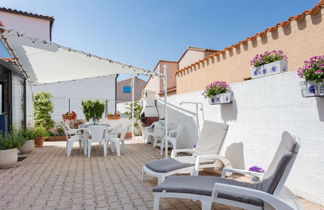 Photo 2 - Maison de 3 chambres à Sainte-Marie-la-Mer avec terrasse et vues à la mer