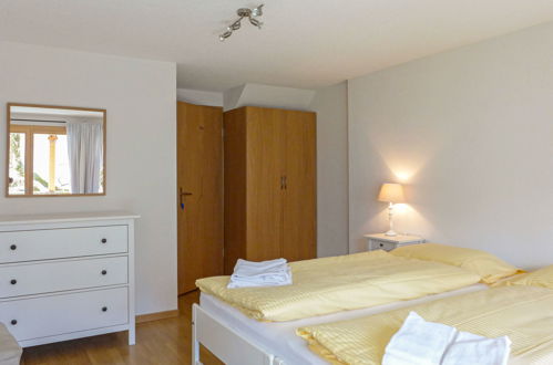 Foto 21 - Appartamento con 3 camere da letto a Lauterbrunnen con vista sulle montagne