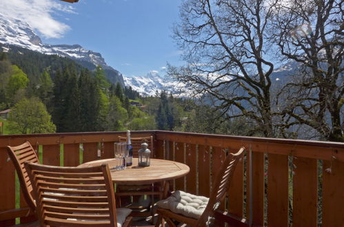 Foto 24 - Apartment mit 3 Schlafzimmern in Lauterbrunnen mit blick auf die berge