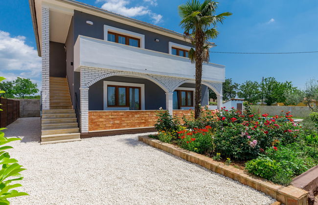Casa de 6 quartos em Svetvinčenat com piscina privada e jardim - Foto 17