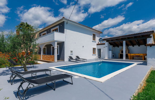 Casa de 6 quartos em Svetvinčenat com piscina privada e jardim - Foto 30