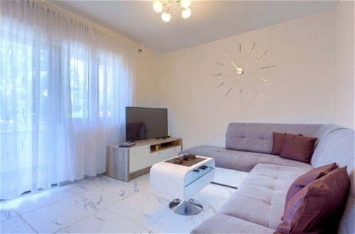 Photo 3 - 4 bedroom House in Svetvinčenat with private pool and sea view