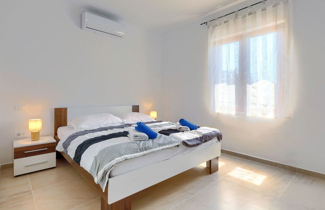 Casa de 6 quartos em Svetvinčenat com piscina privada e jardim - Foto 27