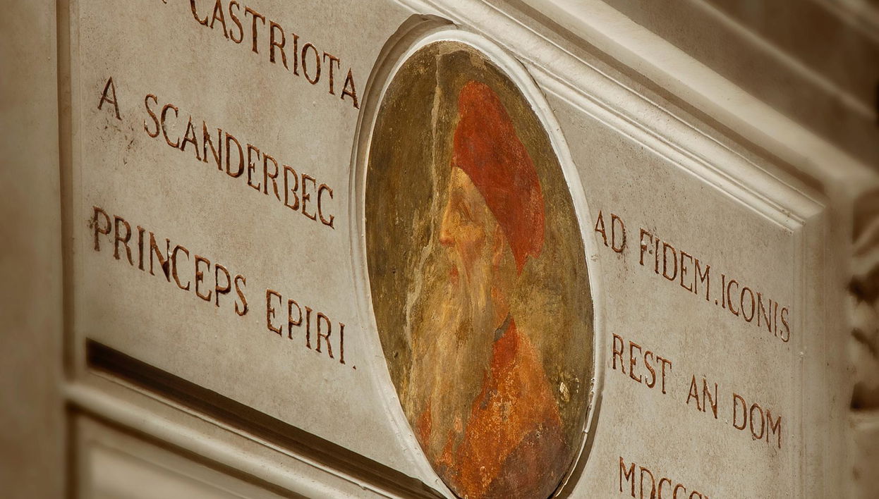 Palazzo Scanderbeg - Foto 1