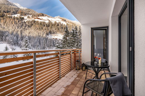 Foto 4 - Appartamento con 4 camere da letto a See con vista sulle montagne