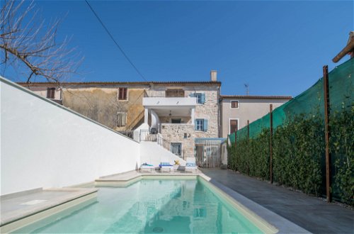 Foto 27 - Casa de 2 habitaciones en Brtonigla con piscina privada y vistas al mar
