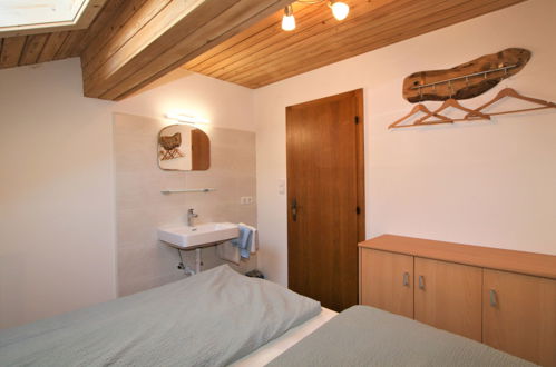 Foto 20 - Apartamento de 4 quartos em Hart im Zillertal com jardim