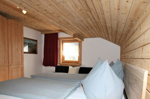 Photo 21 - 4 bedroom Apartment in Hart im Zillertal with garden