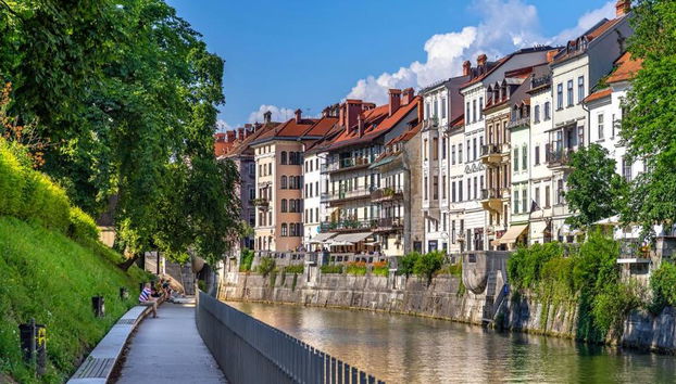 Private Full Day Tour to Ljubljana City from Portorož/Piran - Photo 2
