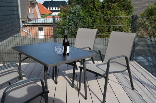 Photo 27 - 2 bedroom Apartment in Warwerort with garden and sea view