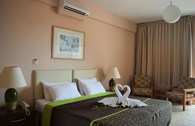 Anna Hotel Apartments - Photo 10