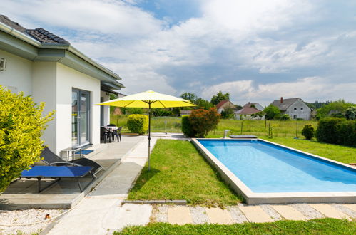 Photo 15 - Maison de 2 chambres à Ábrahámhegy avec piscine privée et vues sur la montagne