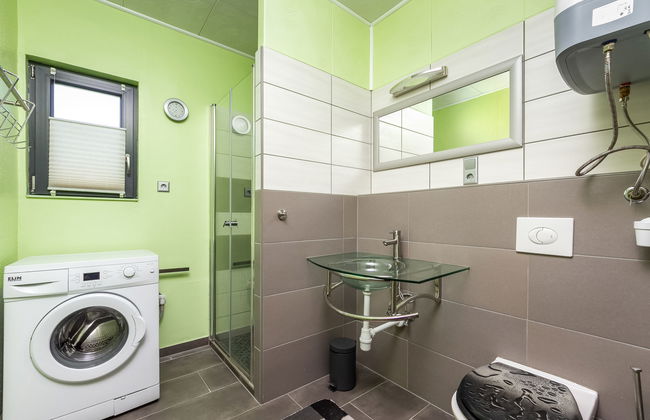 Casa de 4 quartos em Ábrahámhegy com piscina privada e jardim - Foto 9