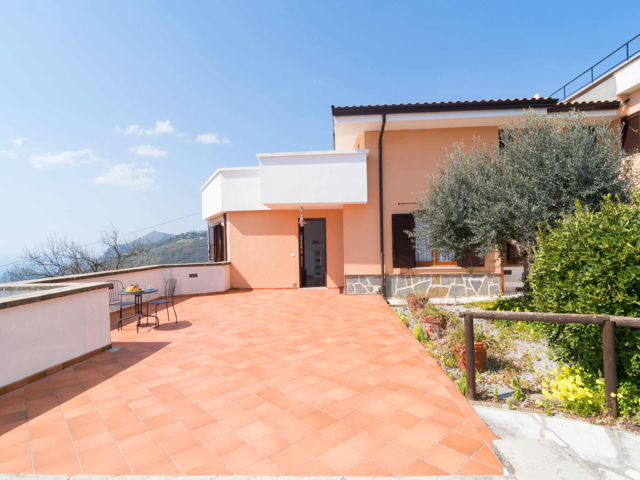 Photo 2 - Maison de 3 chambres à Massa Lubrense avec jardin et vues à la mer